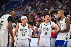 开云官方app入口-包含黄蜂碾压国王，凯尔·库兹马爆发神勇的词条