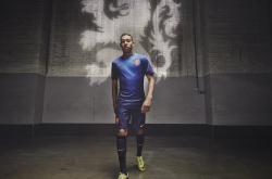 开云体育官网-亚特兰大压制罗马，莱奥成为关键先生，一场战术与意志的胜利