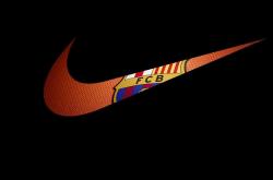 开云体育-赛道上的双重绝杀，勒克莱尔率队登顶，迈凯伦终场逆袭索伯