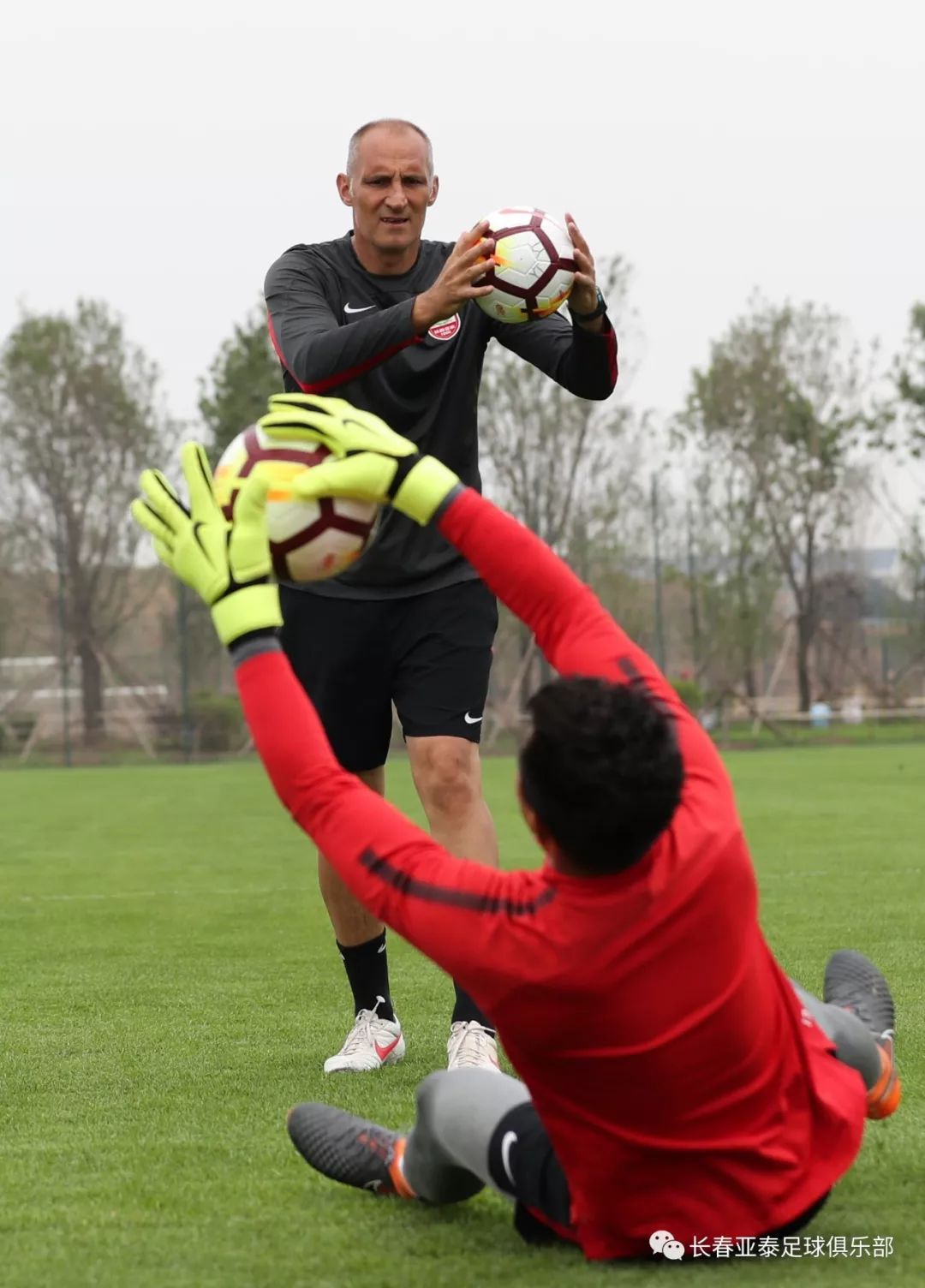 教练组严格管理,球员状态逐渐回暖的简单介绍 教练组严格管理,球员状态逐渐回暖的简单介绍