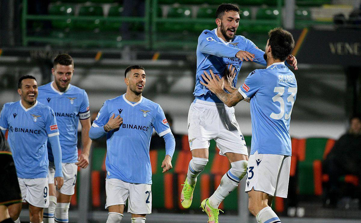 罗马战平拉齐奥,争夺欧冠资格陷入僵局 罗马战平拉齐奥,争夺欧冠资格陷入僵局