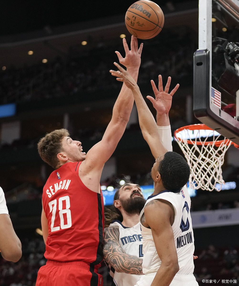 关于猛龙球员集中训练,全队心系备战全力迎接新一轮比赛的信息 关于猛龙球员集中训练,全队心系备战全力迎接新一轮比赛的信息