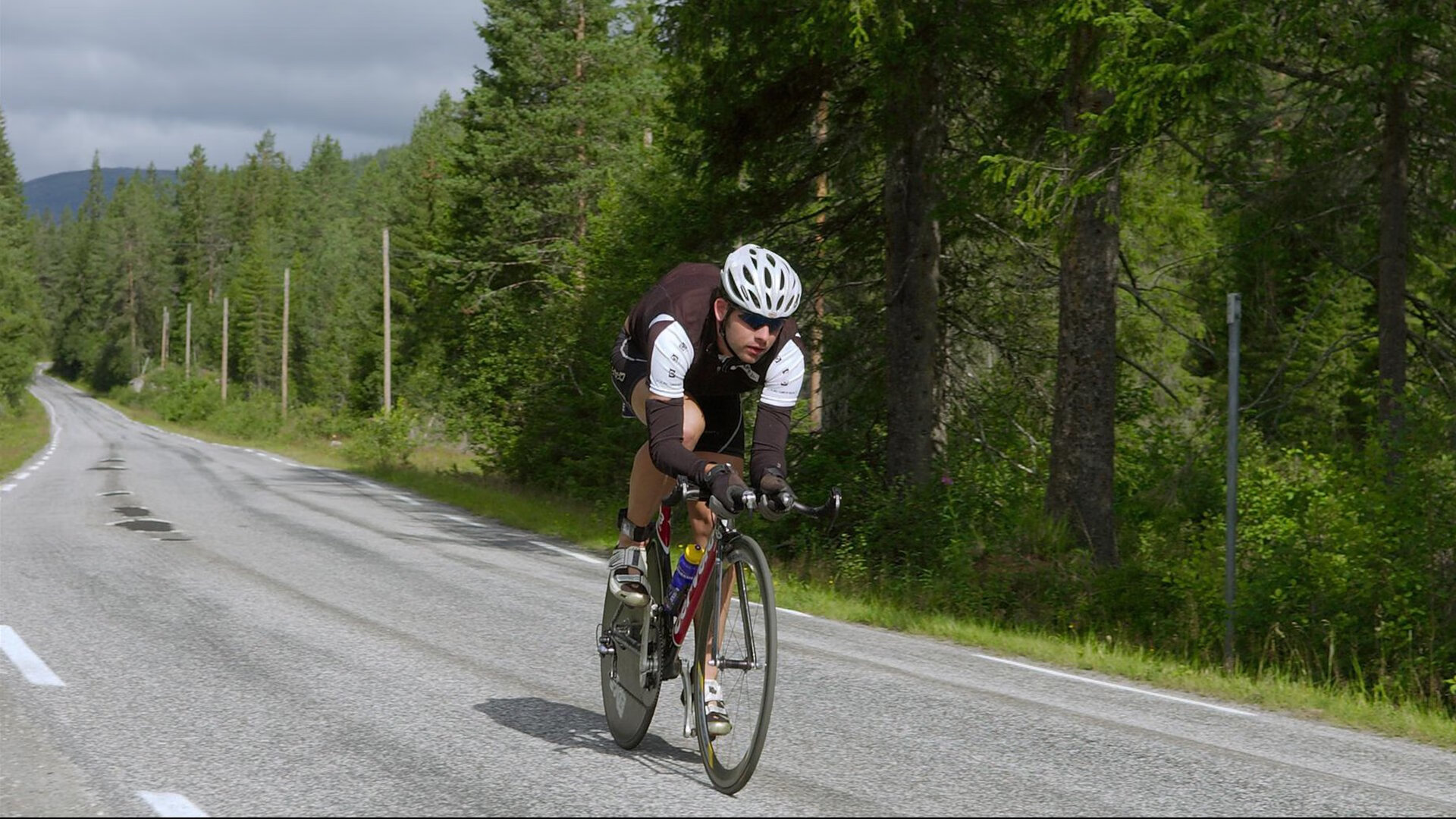 跨界统治力，从摩纳哥的绿茵铁壁到F1赛道的梅西时刻