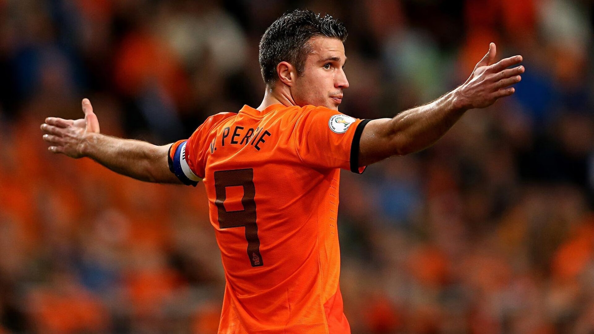 卢卡库的压制级艺术，当几内亚的狂想曲遇上荷兰的理性风暴