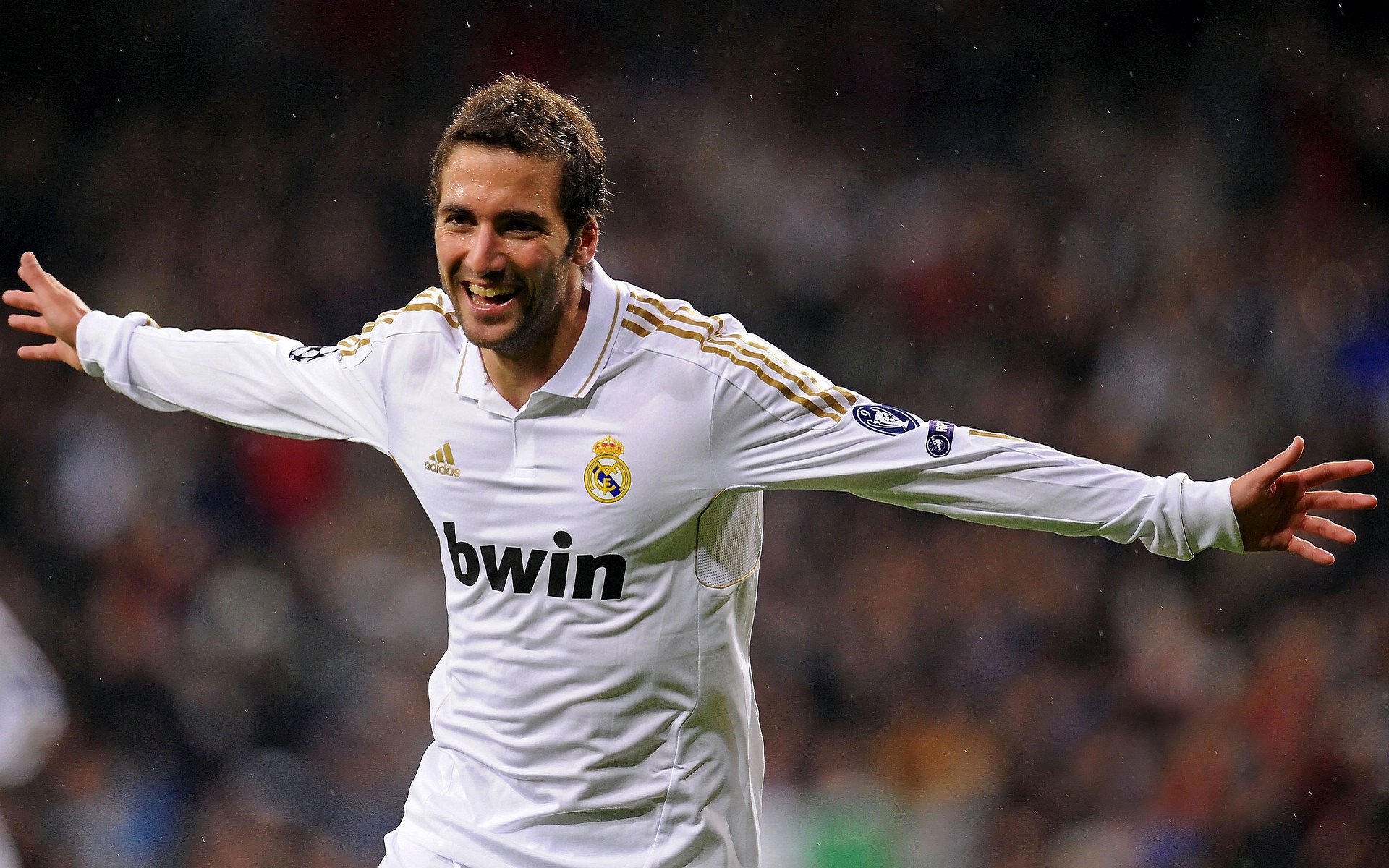 绝境逢生!上海队惊天逆转独行侠,武切维奇狂砍40分点燃全场